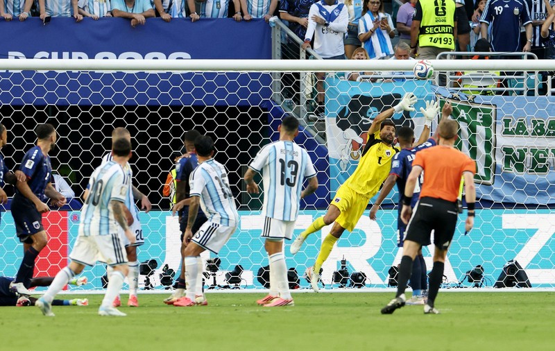 Soccer Football - FIFA World Cup 2026 - Round of 32 - Argentina v Cape Verde - Miami Stadium, Miami Gardens, Florida, U.S. - July 3, 2026 Argentina's Lionel Messi celebrates scoring their first goal with teammates REUTERS/Amanda Perobelli