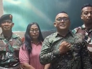 Akui Bukan Tentara, Pemotor Jajah Trotoar di Depok Ungkap Profesi Aslinya