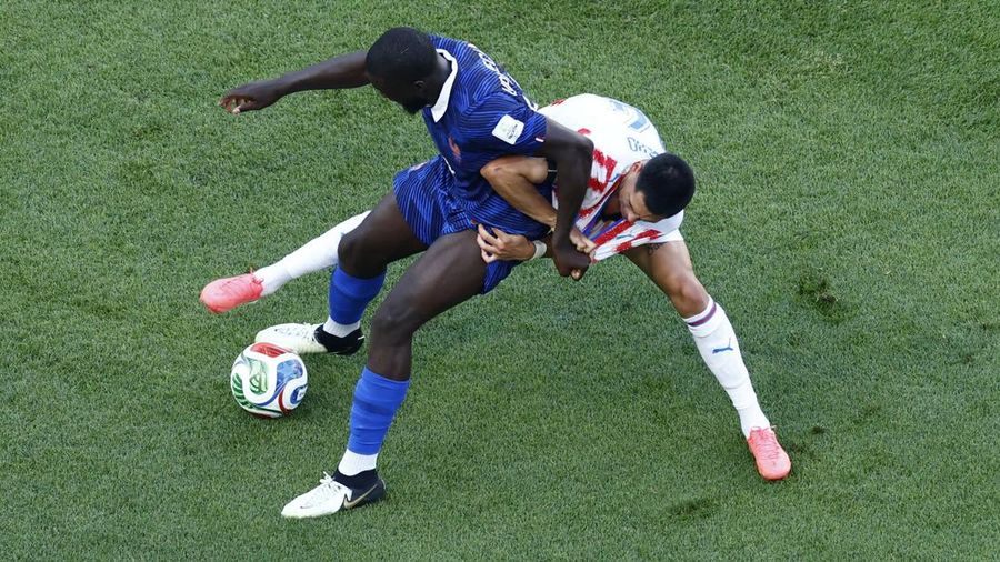 SOCCER-WORLDCUP-PRY-FRA/