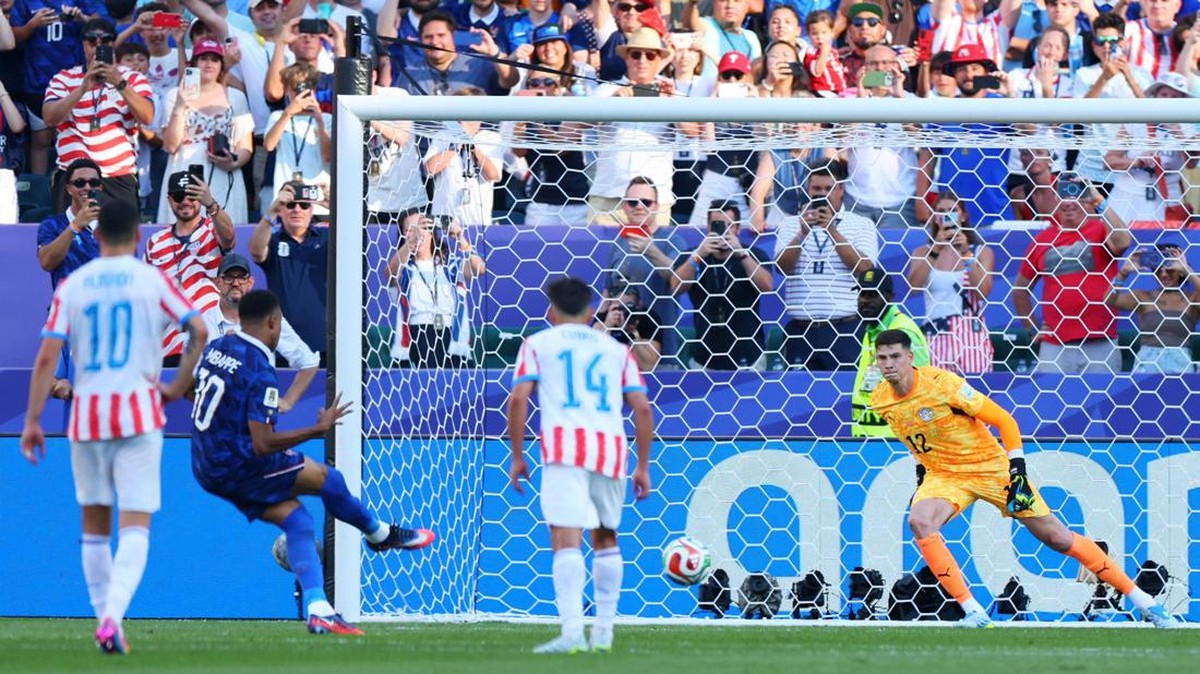 Potret Prancis Susah Payah Kalahkan Paraguay 1-0, Mbappe Cs ke 8 Besar