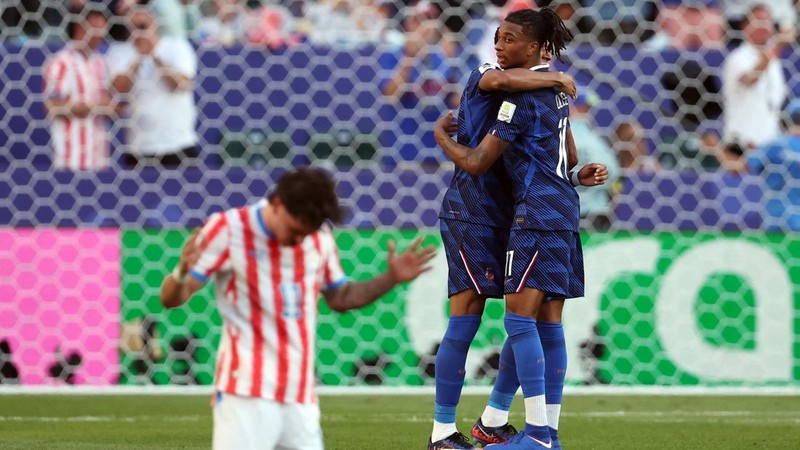 SOCCER-WORLDCUP-PRY-FRA/