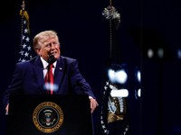 U.S. President Donald Trump speaks at a Fourth of July rally, marking the 250th anniversary of U.S. independence, on the National Mall in Washington, D.C., U.S., July 4, 2026. REUTERS/Evan Vucci