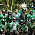 PT Bank Woori Saudara Indonesia 1906 Tbk (Bank Woori Saudara/BWS) bersama Grab Indonesia resmi memperkuat kolaborasi corporate branding melalui pelepasan simbolis armada Grab yang dilengkapi dengan branding Bank Woori Saudara di Taman Mataram, Jakart