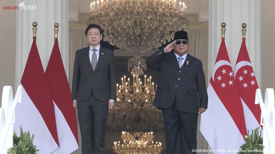 Foto: Presiden Republik Indonesia Prabowo Subianto dan Perdana Menteri Singapura Lawrence Wong di Istana Merdeka, Jakarta, Senin (6/7/2026). (Tangkapan Layar YouTube Sekretariat Presiden)