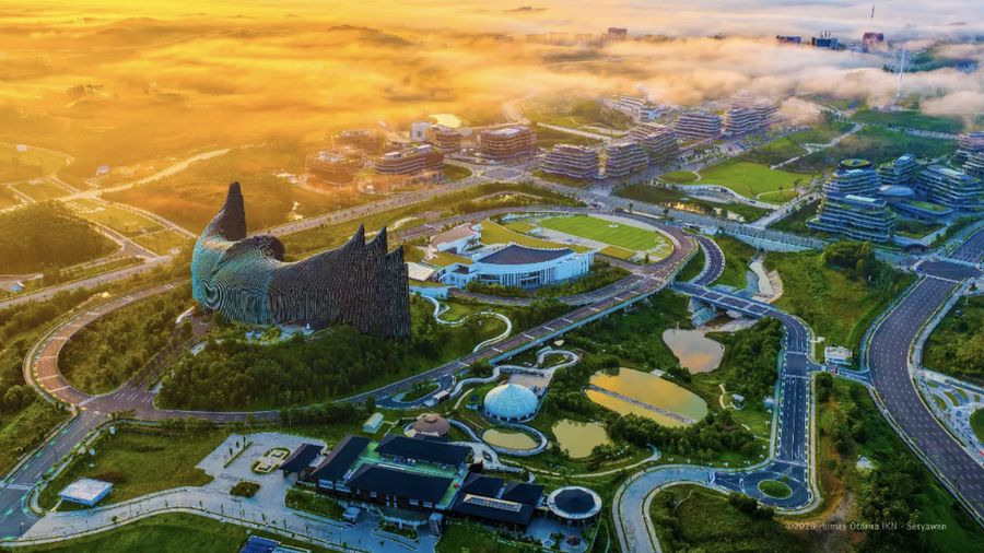 Plaza Seremoni Ibu Kota Nusantara berhasil menorehkan prestasi di tingkat internasional dengan meraih penghargaan Honour Award pada ajang Malaysia Landscape Architecture Awards (MLAA) 2026 untuk kategori Landscape Design Award (Professional Category)