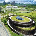 Plaza Seremoni Ibu Kota Nusantara berhasil menorehkan prestasi di tingkat internasional dengan meraih penghargaan Honour Award pada ajang Malaysia Landscape Architecture Awards (MLAA) 2026 untuk kategori Landscape Design Award (Professional Category)