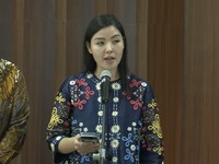 Senior Director of Tokopedia and TikTok E-commerce Indonesia, Stephanie Susilo saat menyampaikan keterangan pers  terkait dengan beredarnya isu PHK di Tokopedia yang disampaikan di Jakarta, Senin (6/7/2026). (Tangkapan Layar Youtube/Sin Po Tv)
