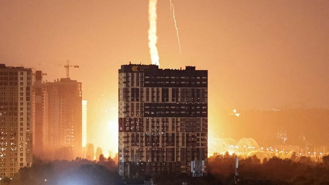 Putin Ngamuk! Potret Terbaru Hujan Rudal dan Drone di Ukraina
