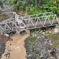 Kementerian Pekerjaan Umum (PU) melalui Balai Pelaksanaan Jalan Nasional (BPJN) Aceh terus melakukan penanganan Jembatan Enang-Enang di Kabupaten Bener Meriah secara bertahap dengan mengutamakan keselamatan pengguna jalan sekaligus menjaga konektivit