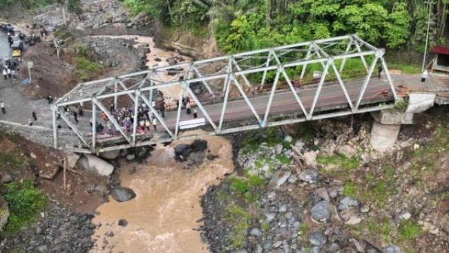Menteri PU Turun Gunung Cek Kondisi Jalan dan Jembatan Enang-Enang Besok