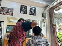 Pangkas Rambut di kawasan Mampang Prapatan pada Selasa (7/7/2026) (Dok Istimewa)