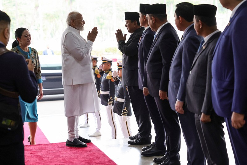 Perdana Menteri India Narendra Modi menyampaikan pidatonya saat kunjungannya ke gedung Parlemen Indonesia di Jakarta, Indonesia, 7 Juli 2026. (REUTERS/Willy Kurniawan)