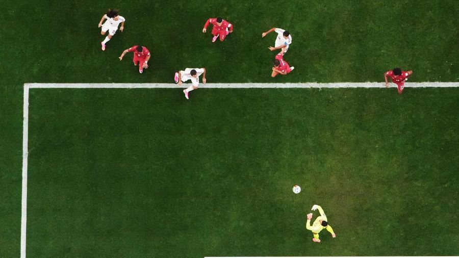 Soccer Football - FIFA World Cup 2026 - Round of 16 - Portugal v Spain - Dallas Stadium, Arlington, Texas, U.S. - July 6, 2026 Spain's Lamine Yamal has his free kick saved by Portugal's Diogo Costa REUTERS/Kai Pfaffenbach