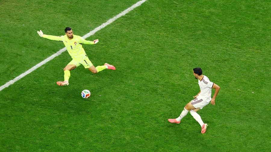 SOCCER-WORLDCUP-POR-ESP/