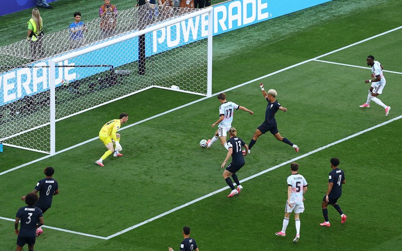 Soccer Football - FIFA World Cup 2026 - Round of 16 - United States v Belgium - Seattle Stadium, Seattle, Washington, U.S. - July 6, 2026 Belgium's Charles De Ketelaere celebrates scoring their first goal with teammates IMAGN IMAGES via Reuters/Blake Dahlin