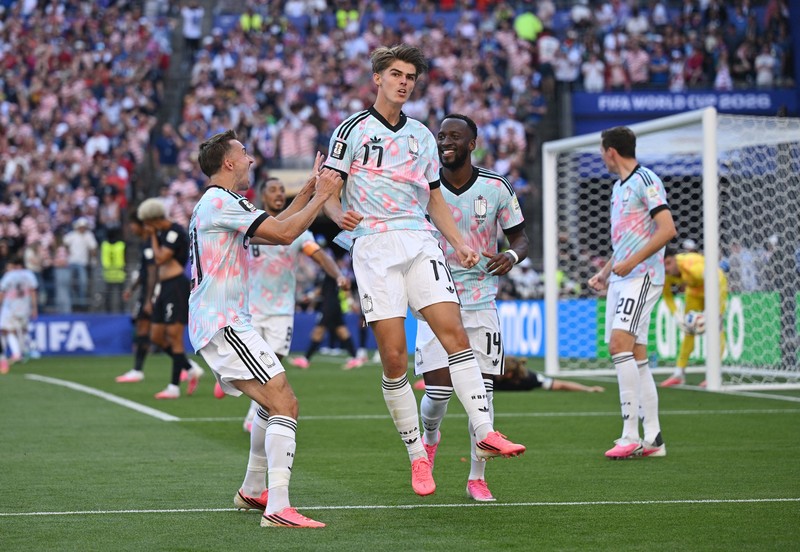 Soccer Football - FIFA World Cup 2026 - Round of 16 - United States v Belgium - Seattle Stadium, Seattle, Washington, U.S. - July 6, 2026 Belgium's Charles De Ketelaere celebrates scoring their first goal with teammates IMAGN IMAGES via Reuters/Blake Dahlin