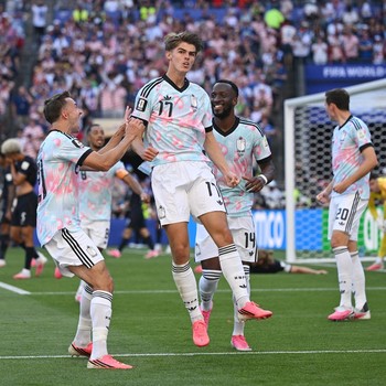 Soccer Football - FIFA World Cup 2026 - Round of 16 - United States v Belgium - Seattle Stadium, Seattle, Washington, U.S. - July 6, 2026 Belgium's Charles De Ketelaere celebrates scoring their second goal with Timothy Castagne and Dodi Lukebakio IMA