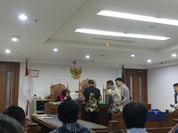 Kuasa Hukum PPKGBK dan Kementerian Sekretariat Negara, Kharis Sucipto saat ditemui di Pengadilan Negeri Jakarta Pusat, Rabu (8/7/2026). (CNBC Indonesia/Martyasari Rizky)