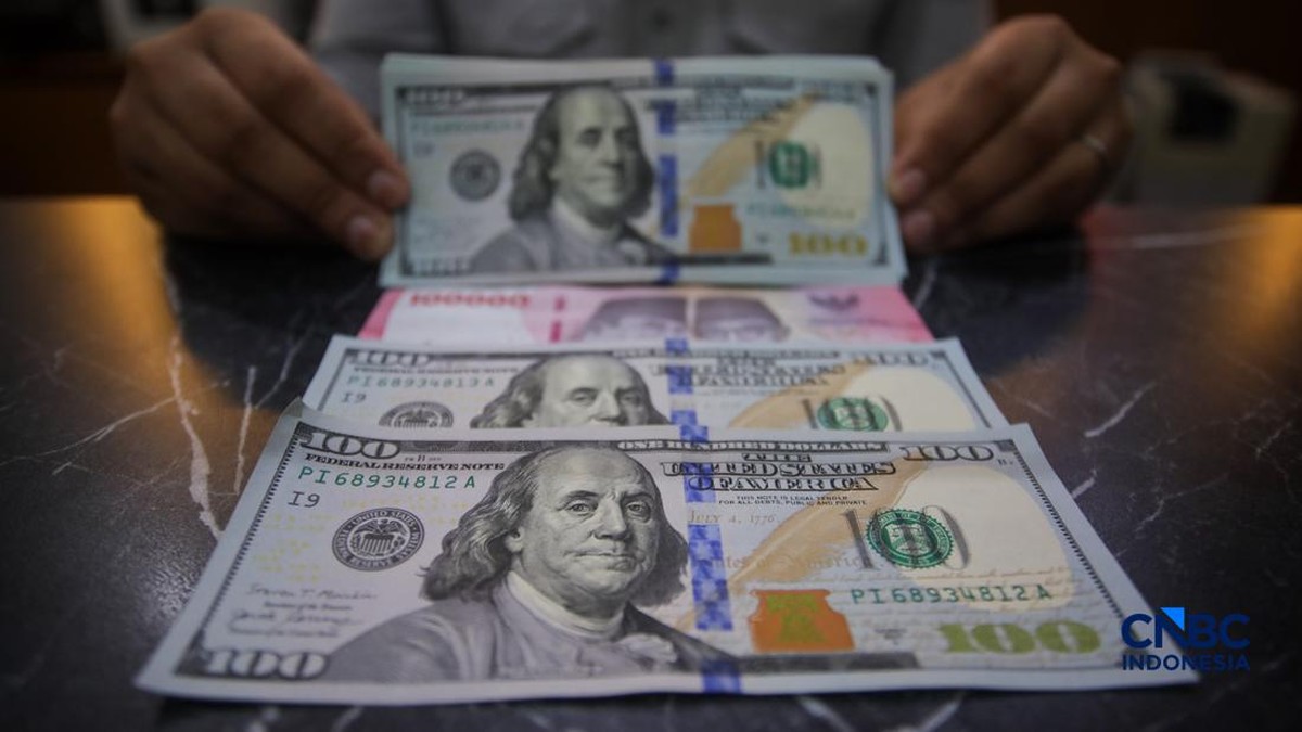 Dolar AS Menguat, Rupiah Tertekan ke Rp17.750/US$ Pagi Ini