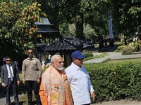 Presiden Republik Indonesia Prabowo Subianto dan Perdana Menteri Republik India Narendra Modi mengunjungi Candi Prambanan, Slemen, DIY, Rabu (8/7/2027). (CNBC Indonesia/Emir Yanwardhana)