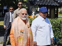 Presiden Prabowo Subianto dan Perdana Menteri India Narendra Modi mengunjungi Situs Candi Prambanan, Rabu (8/7/2027). (CNBC Indonesia/Emir Yanwardhana)