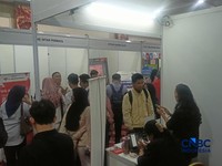 Sejumlah pencari kerja (pencaker) memenuhi Jakarta Selatan Career Fest & Bazaar 2026 di di Gedung Nyi Ageng Serang, Setiabudi, Jakarta, Rabu (8/7/2026). (CNBC Indonesia/Ferry Sandi)