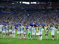 Soccer Football - FIFA World Cup 2026 - Round of 16 - Argentina v Egypt - Atlanta Stadium, Atlanta, Georgia, U.S. - July 7, 2026 Argentina players celebrate after the match REUTERS/Carlos Barria