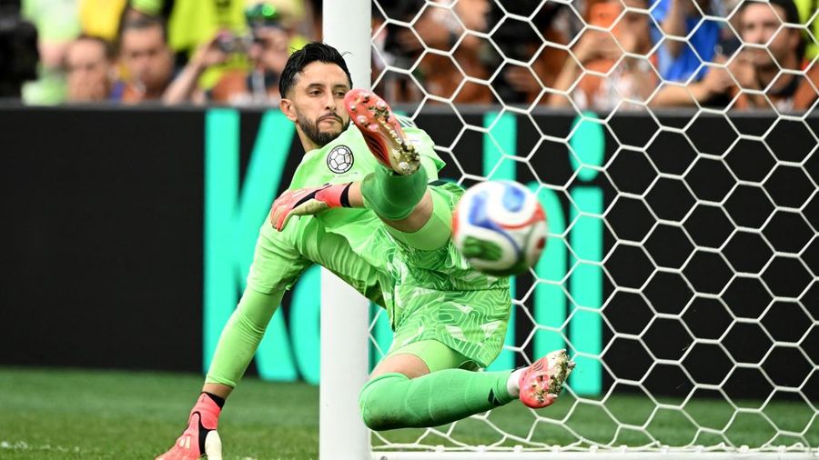 Soccer Football - FIFA World Cup 2026 - Round of 16 - Switzerland v Colombia - BC Place, Vancouver, Canada - July 7, 2026 Switzerland's Zeki Amdouni scores a penalty past Colombia's Camilo Vargas during a penalty shootout IMAGN IMAGES via Reuters/Ann
