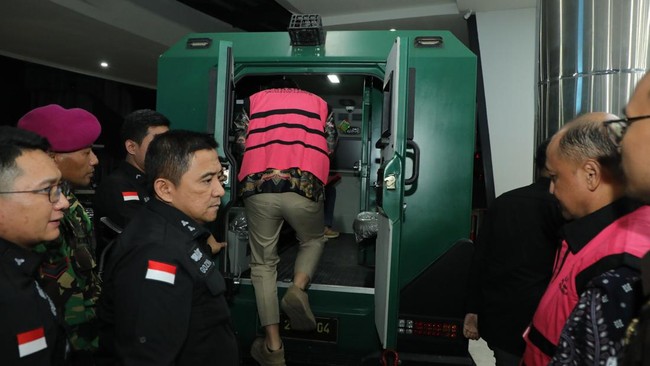 Kejaksaan Tetapkan Pejabat Bea Cukai Tersangka Korupsi Tanah Jarang