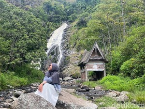 Kisah Air Terjun Mistis di Pulau Samosir, Pakai Baju Merah Tidak Boleh Masuk