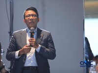 Ketua Komisi XI DPR RI, Mukhamad Misbakhun dalam acara diskusi Coffe Morning CNBC Indonesia berjudul “Kupas Tuntas Aturan Penyeragaman Kemasan Produk Tembakau” di Park Hyatt Jakarta, Kamis, (9/7/2026). (CNBC Indonesia/Tri Susilo)