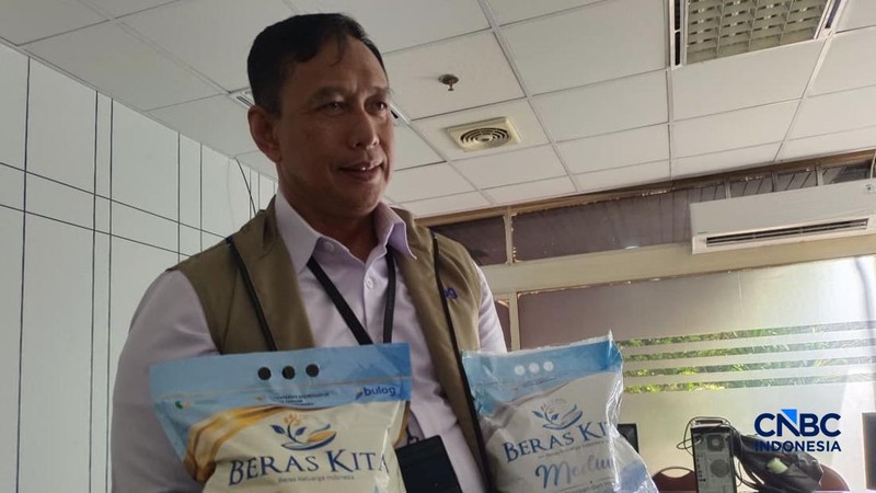 Direktur Utama Perum Bulog Ahmad Rizal Ramdhani saat ditemui di kantor Kementan, Jakarta, Kamis (9/7/2026). (CNBC Indonesia/Martyasari Rizki)