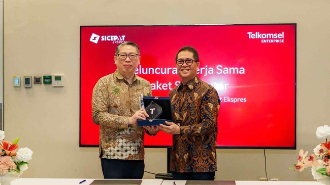 Telkomsel-SiCepat Hadirkan Paket Siap Antar: Jadi Solusi Konektivitas