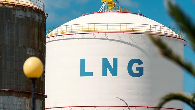 Dunia Mencekam Jelang Musim Dingin: Asia Borong LNG, Eropa Panik
