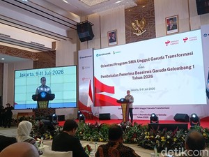 Mendikti Kritik Budaya Orang Indonesia yang Suka Dipanggil Profesor