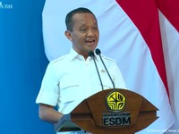 Menteri ESDM Bahlil Lahadalia saat menyampaikan sambutan jelang peluncuran Biodiesel B50 di Karawang, Kamis (9/7/2026). (Tangkapan Layar Youtube/Sekretariat Presiden)