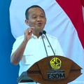 Menteri ESDM Bahlil Lahadalia saat menyampaikan sambutan jelang peluncuran Biodiesel B50 di Karawang, Kamis (9/7/2026). (Tangkapan Layar Youtube/Sekretariat Presiden)