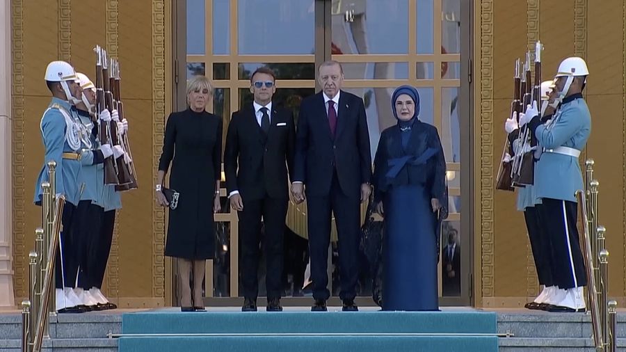 Para pemimpin negara anggota NATO tiba di Ankara, Turki, pada Selasa (7/7), untuk menghadiri jamuan makan malam pembuka Konferensi Tingkat Tinggi (KTT) NATO yang diselenggarakan Presiden Turki Recep Tayyip Erdoğan di kompleks kepresidenan. (Tangkapa
