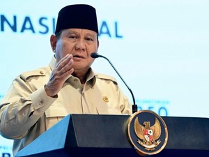 Prabowo Wajibkan Seluruh Barang Subsidi Disalurkan Lewat Kopdes Merah Putih