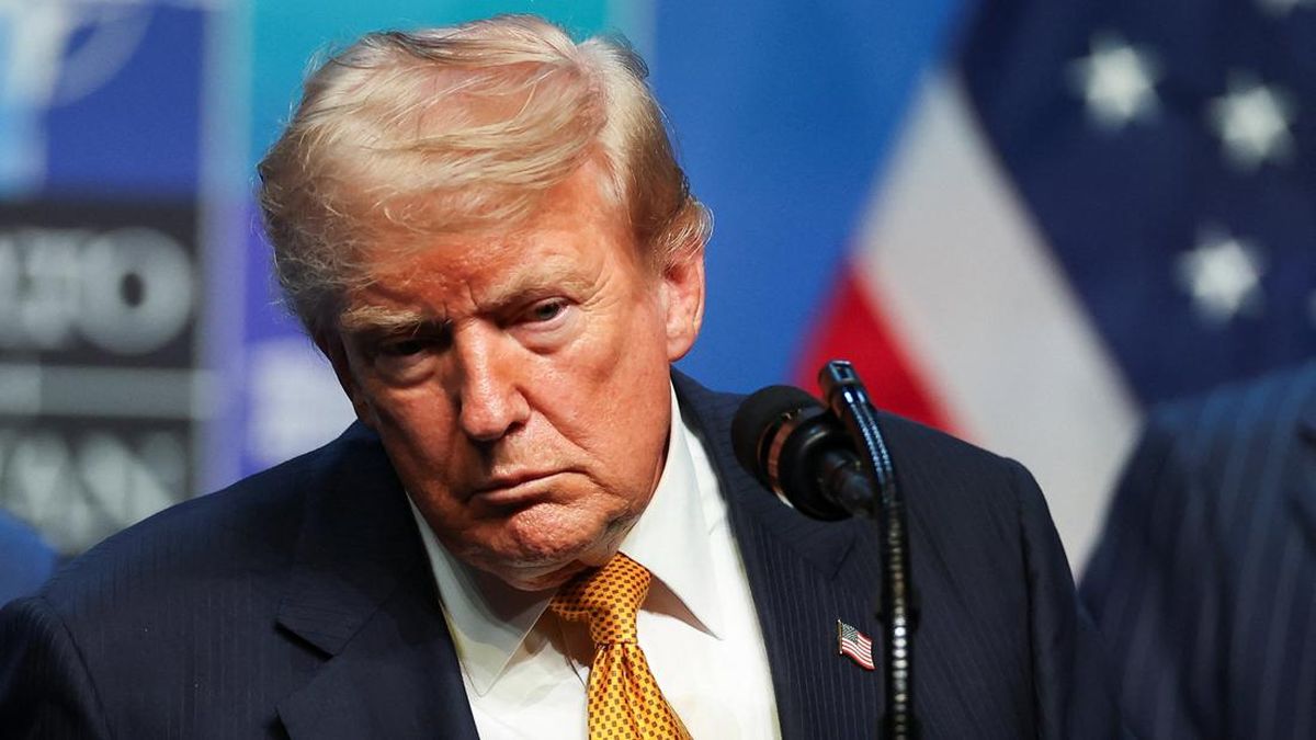 Trump Tolak Tawaran Iran Soal Selat Hormuz, Pertimbangkan Serangan Baru — NadiKabar.com