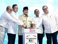 Presiden RI Prabowo Subianto resmi meluncurkan mandatori biodiesel B50, yakni bahan bakar minyak jenis solar yang dicampur bahan bakar nabati berbasis minyak kelapa sawit sebesar 50 persen, di Karawang, Kamis (9/7/2026). (Dok. BPMI Sekretariat Presid