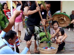 Tradisi Nahunan: Ritual Pemberian Nama Anak Suku Dayak Ngaju