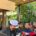 Foto: Ketua Umum Partai NasDem Surya Paloh di kediaman Rachmat Gobel di Jalan Soepomo 55A, Jakarta, Jumat (10/7/2026). (CNBC Indonesia/Elga Nurmutia)