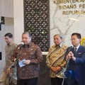 Menko Perekonomian, Airlangga Hartarto saat menyampaikan keterangan pers di Jakarta, Jumat (10/7/2026). (CNBC Indonesia/Robertus Andrianto Serin)