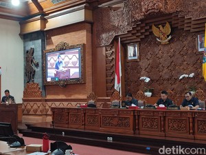 Warga Denpasar Keluhkan Banyak WNA Tinggal di Kos-kosan