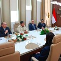 Presiden Prabowo Subianto bertemu dengan tiga mantan Perdana Menteri Thailand, yakni Thaksin Shinawatra (2001–2006), Yingluck Shinawatra (2011–2014), dan Paetongtarn Shinawatra (2024–2025), di Gedung Danantara, Jakarta, Kamis, (9/7/2026). (Inst