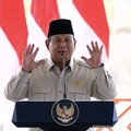 Foto: Presiden Prabowo Subianto menyampaikan sambutan jelang peresmian lima bendungan di Indonesia dari Kabupaten Lombok Barat, Provinsi Nusa Tenggara Barat, Jumat (10/7/2026). (Tangkapan Layar YouTube Sekretariat Presiden)