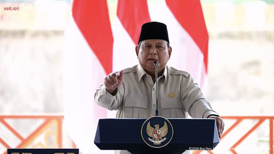 Presiden Prabowo Subianto menyampaikan sambutan jelang peresmian 5 Bendungan di Indonesia, Lombok Barat, Jumat (10/7/2026). (Tangkapan Layar Youtube/Sekretariat Presiden)