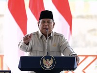 Presiden Prabowo Subianto menyampaikan sambutan jelang peresmian 5 Bendungan di Indonesia, Lombok Barat, Jumat (10/7/2026). (Tangkapan Layar Youtube/Sekretariat Presiden)