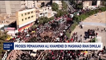Prosesi Pemakaman Ali Khamenei di Mashhad Iran Dimulai